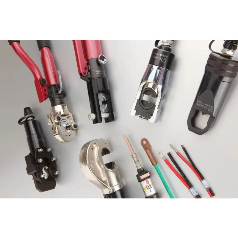 Chave de impacto hidráulica leve LED clássica a pilhas EC-400B 130KN 16-400m ㎡   Ferramenta para tubos de aço revestidos de plástico