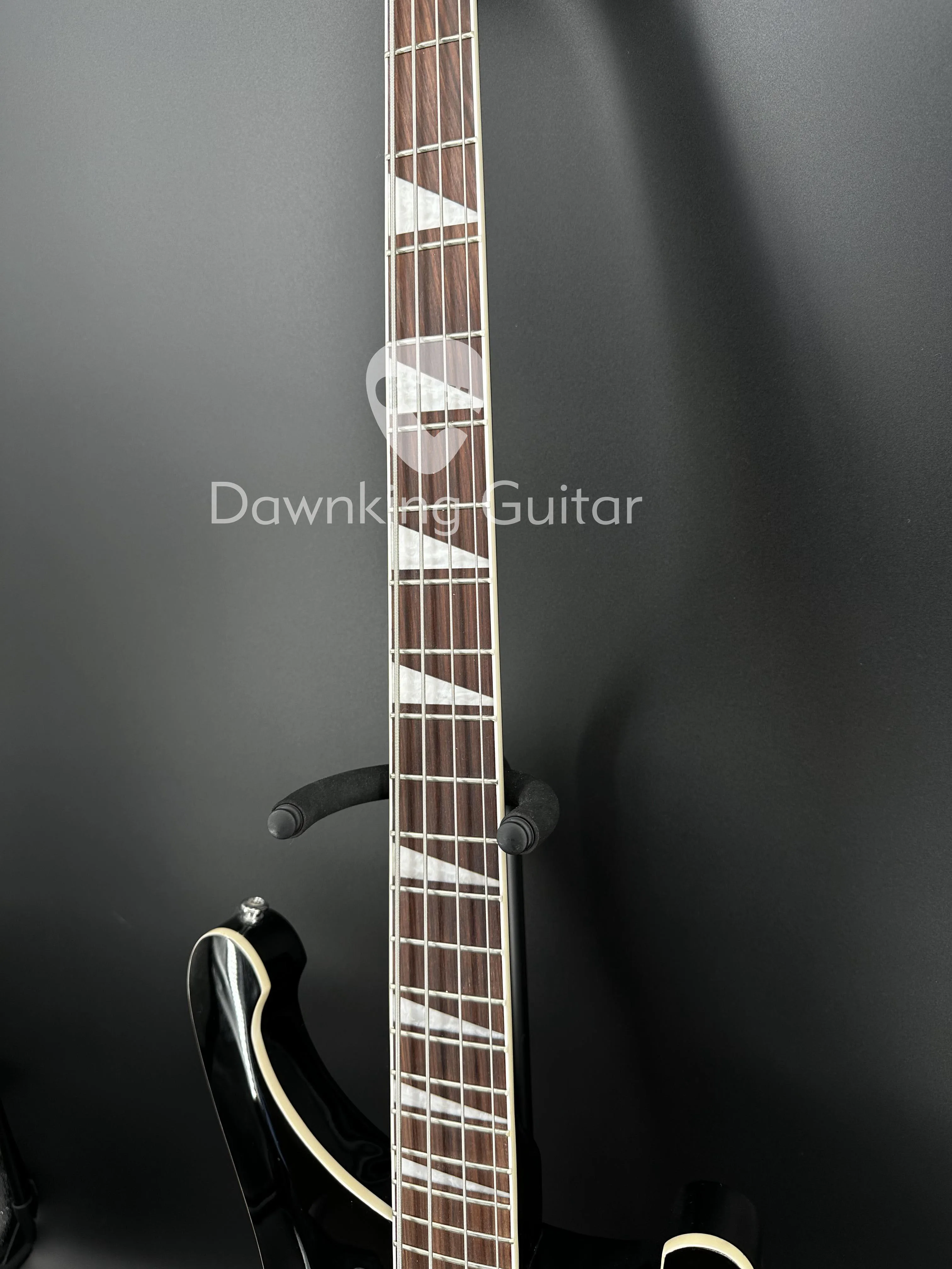 4-string natural wooden electric bass guitar maple wood board in stock, free shipping