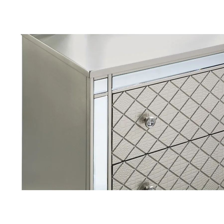 Cristian – Kommode – Champagner