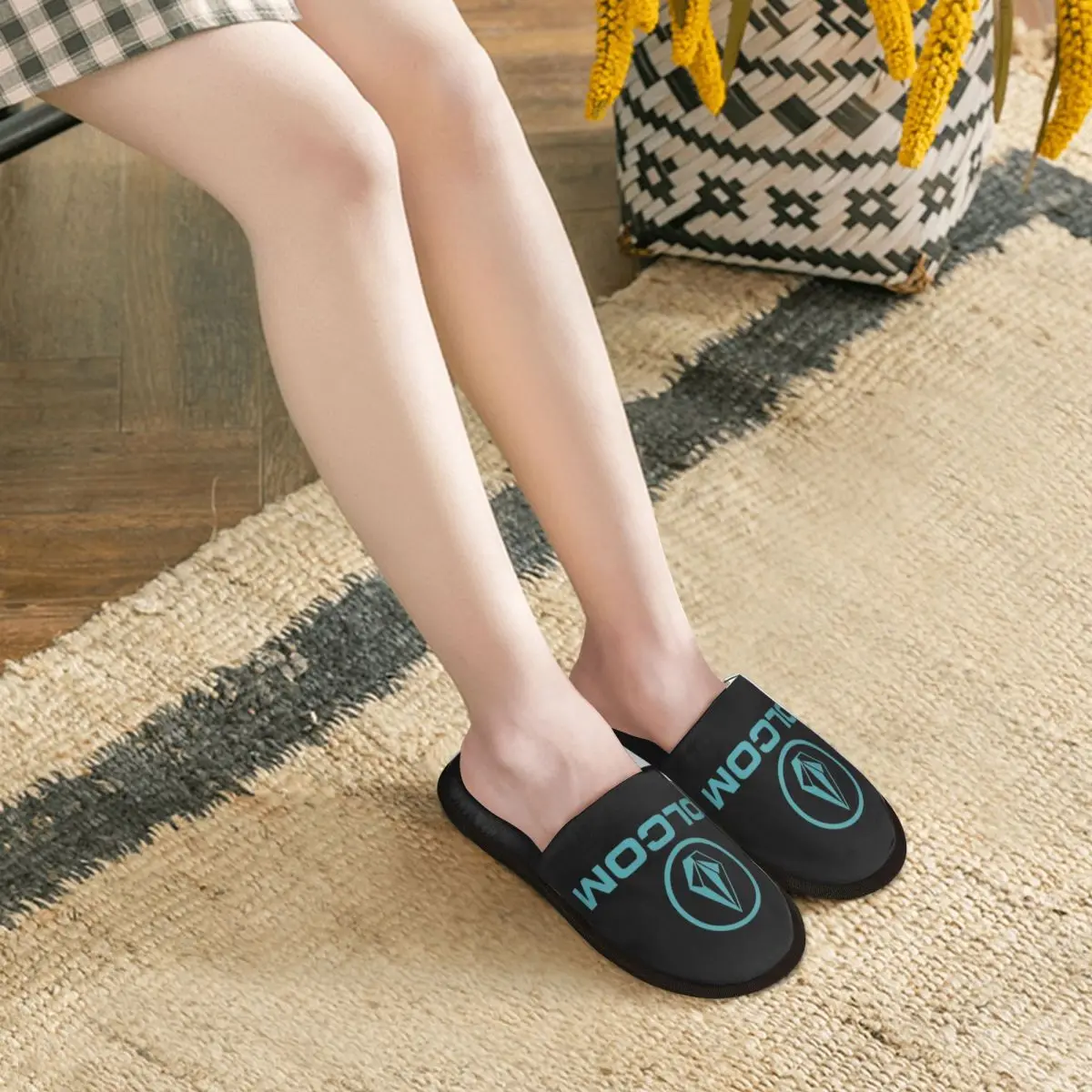 Blue Of Volcoms Guest Slippers for Bedroom Women Custom Print House Slipper