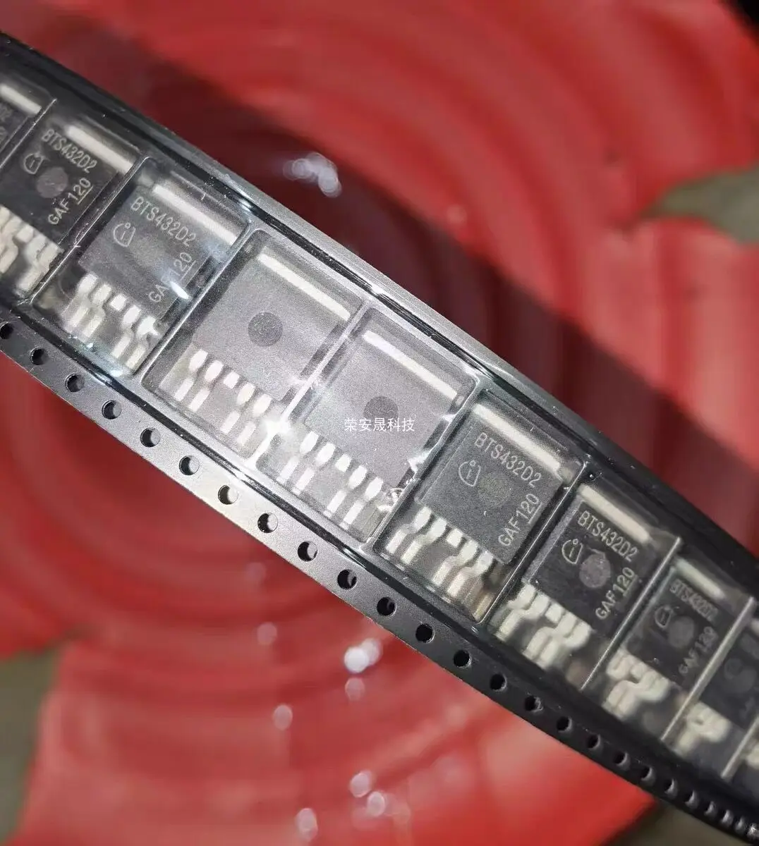 10 قطعة/الوحدة BTS432D2 BTS432 TO-220-5 TO-263-5 100% جديد الأصلي شحن مجاني