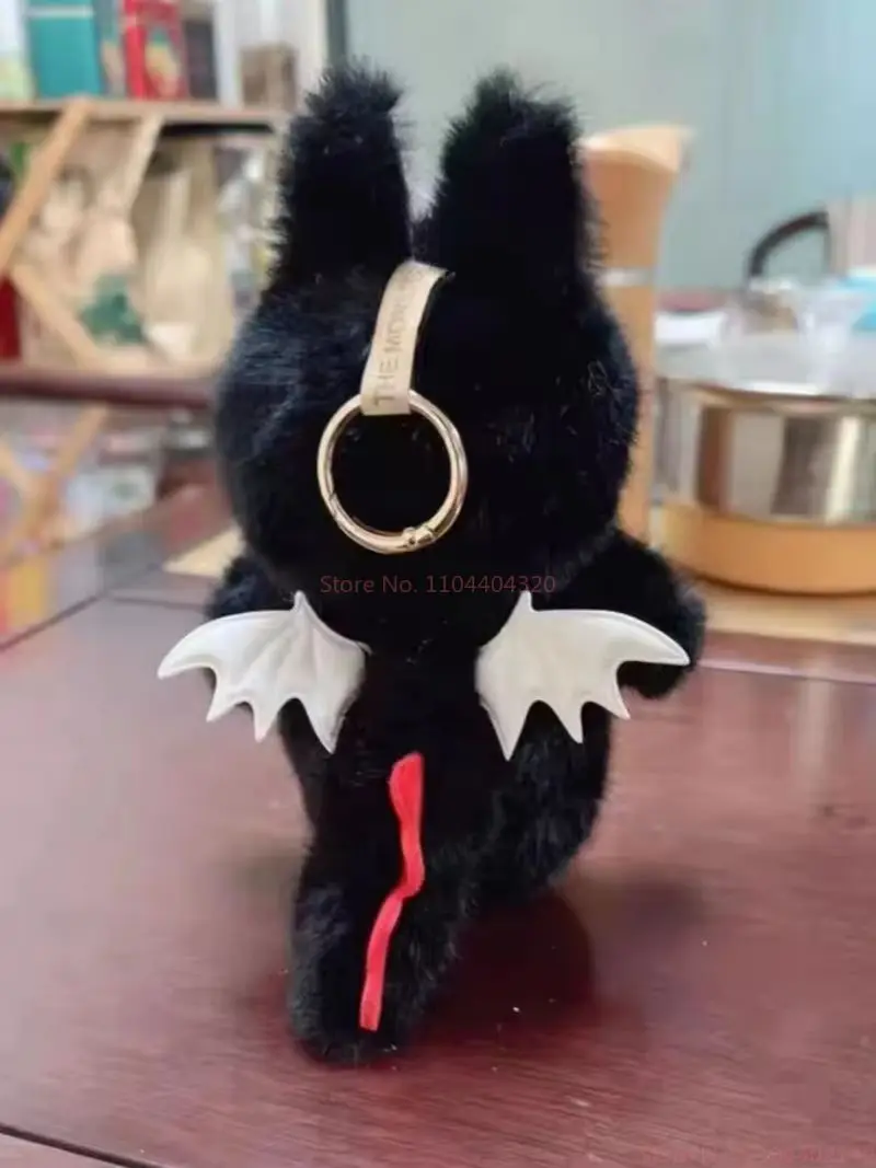 2025 heißer Verkauf Monster Labubu Serie Blind Box Replik Zimomo Dark Angel handgemachte Wechsel Puppe Desktop Ornamente Spielzeug Geburtstagsgeschenk