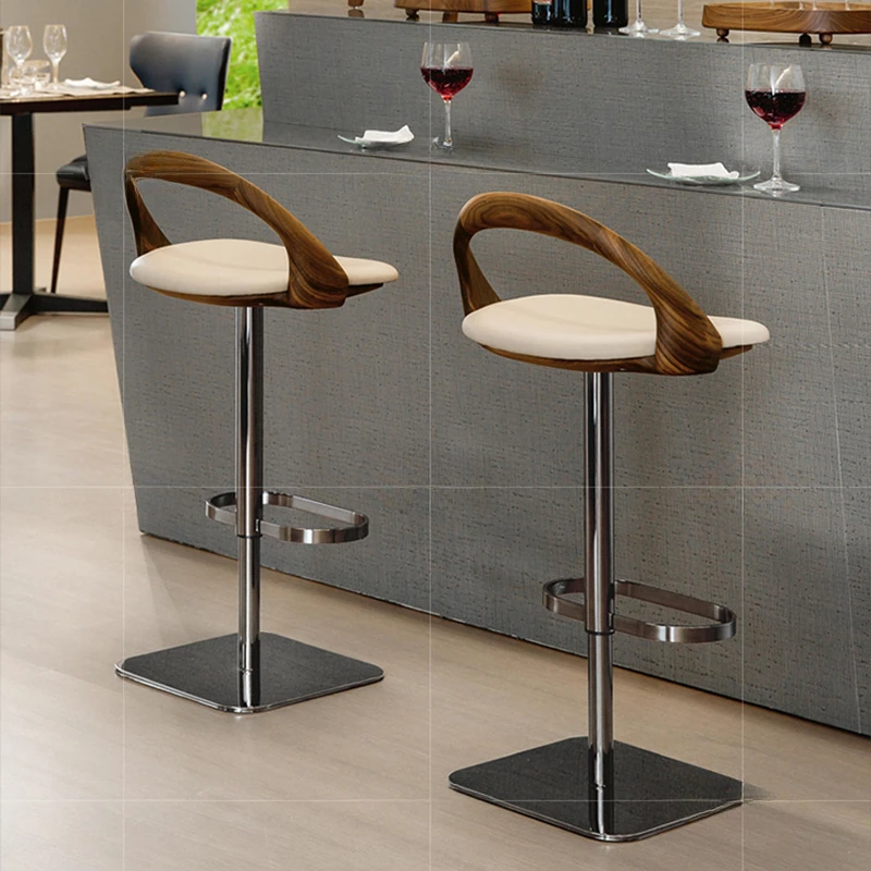 

Metal Designer Bar Chairs Modern Minimalistic Comfortable Rolling Bar Chairs Swivel High Brown Banqueta Luxury Furniture