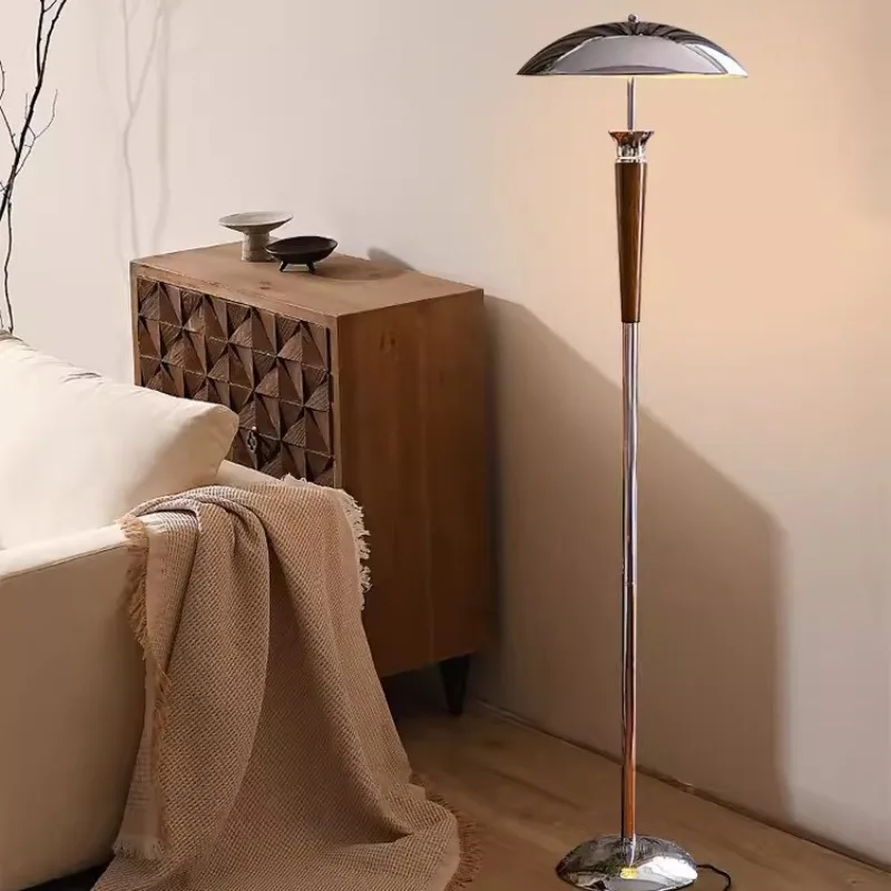 Bauhaus Electroplating Wrought Iron LED E27 Floor Lamps Foot Switch Living Room Bedroom Restaurant Kitchen Wooden Standing Light