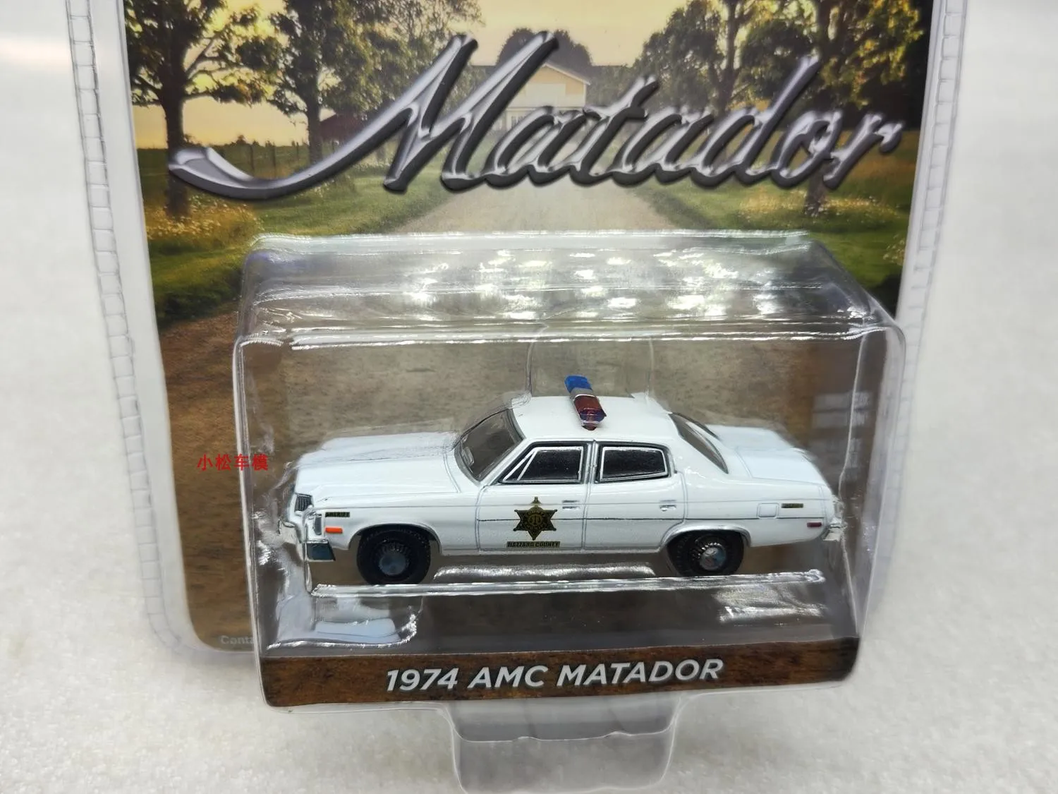 

1:64 1974 AMC Matador Bullfighter Hazard County Police Car 30177 Advanced Collection Ornament Car Models
