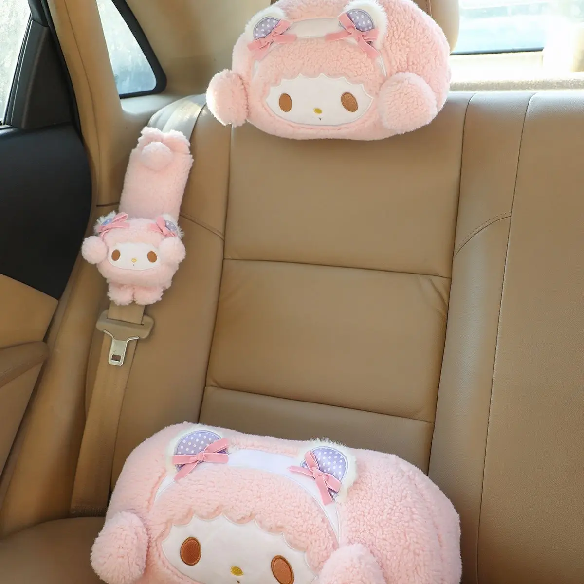 

Sanrio My Melody Car Accessories Headrests Cute Cartoon Car Seats Neck Pillows Pillows Pillows Car Safety Belt Cover Interior