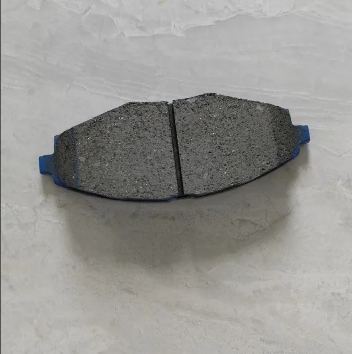 Kampas Rem Semi-Metalik Profesional Baru Buatan China Model GDB3195 untuk Kendaraan Chevrolet Kode Penjualan 96446176 & 96281945