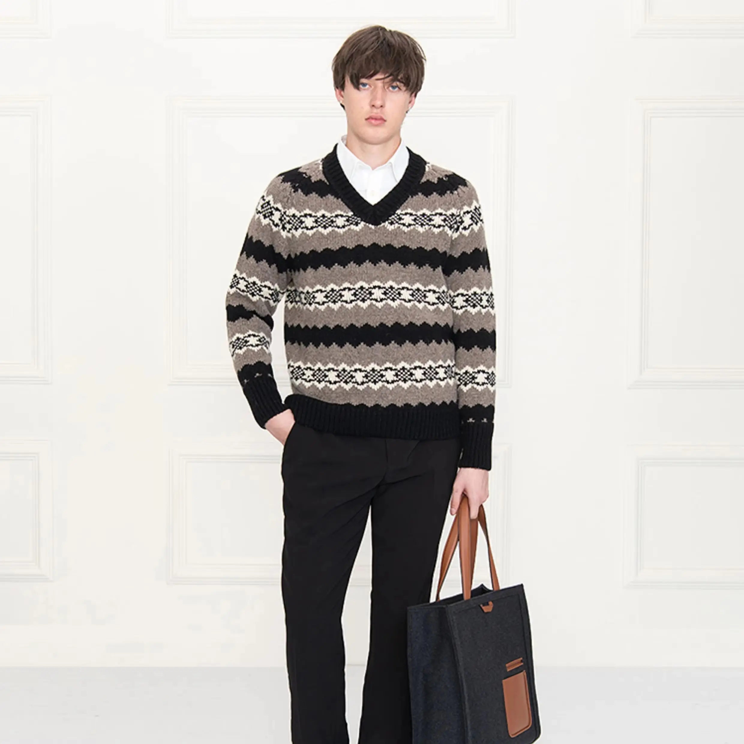 High-end niche design deep V Fell Island heavy thickening 100% pure cashmere knitted sweater
