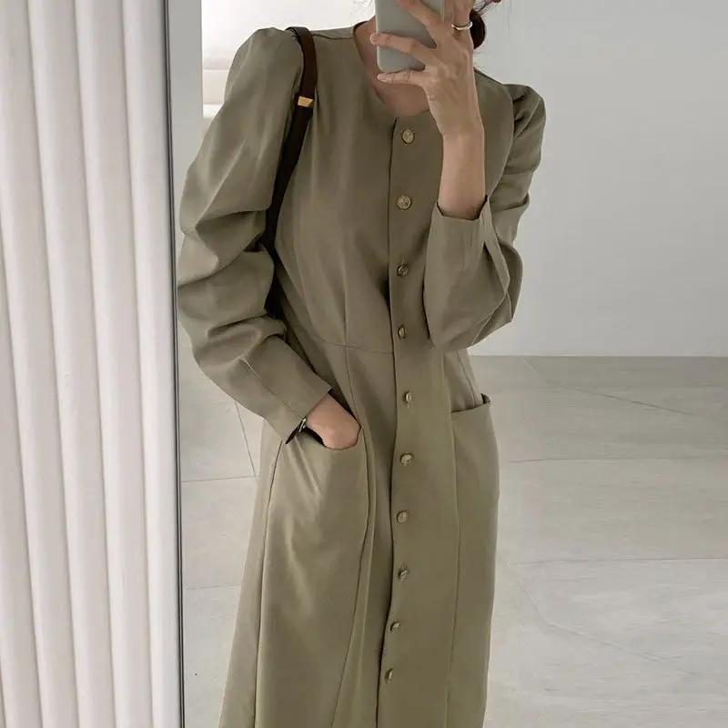 2026 Spring Autumn Crew Neck Solid Color Dress Women Single-breasted Pocket Dresses Female Mid-length Loose Vestidos P846