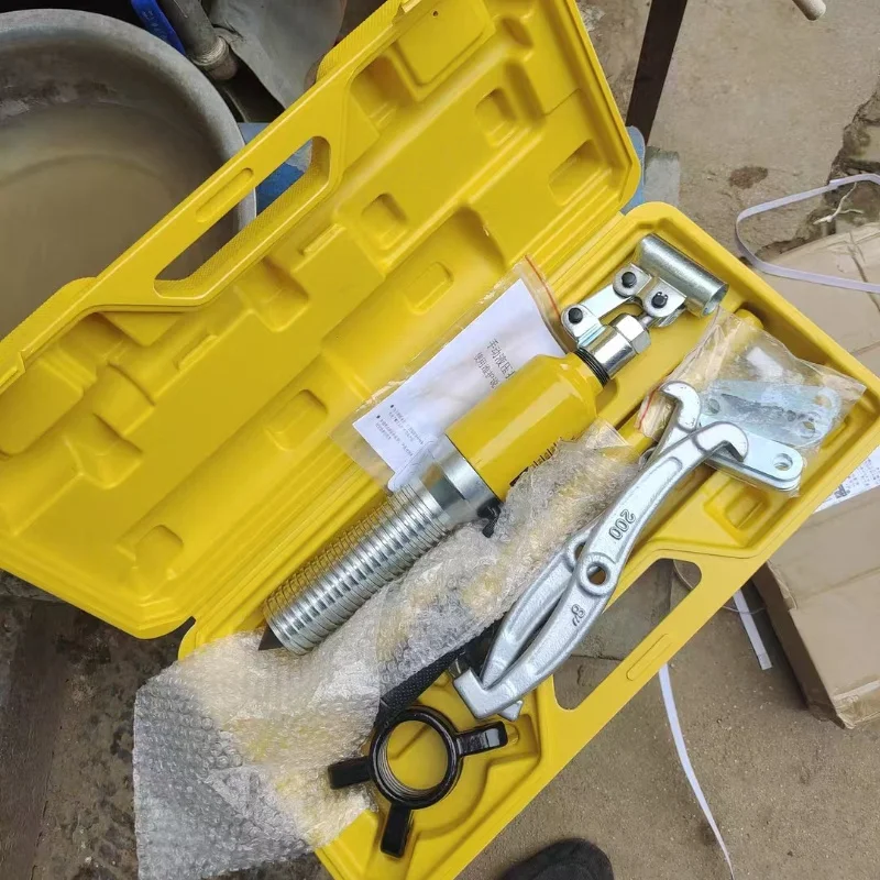 

TOP Heavy Duty 5/10/15T Hydraulic Gear Puller Wheel Bearing Extractor Disassembly Tool for Industrial Auto Maintenance
