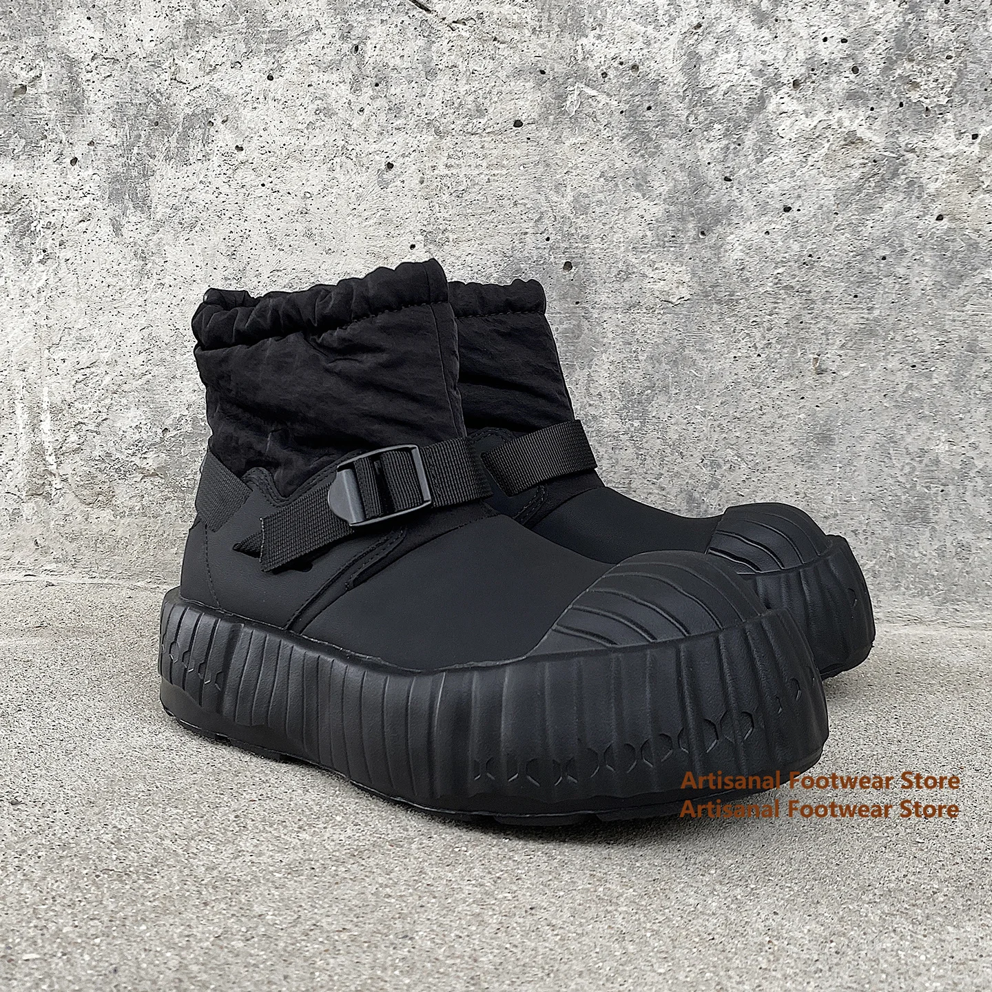 

High Top Snow Boots Thick-Soled Casual Big Round Toe Men's Boots Black Leather Shoes British Style Trendy Men Shoes Botas Mujer