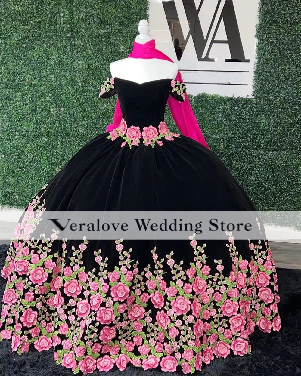 Mexican Black Quinceanera Dresses with Embroidery Floral Charro Vestido De 15 Años 2022 Off the Shoulder Sweet 16 Prom Gowns