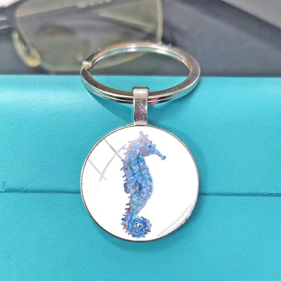 Factory direct sales of marine animals, seahorses, turtles, fish patterns, keychains, creative souvenirs