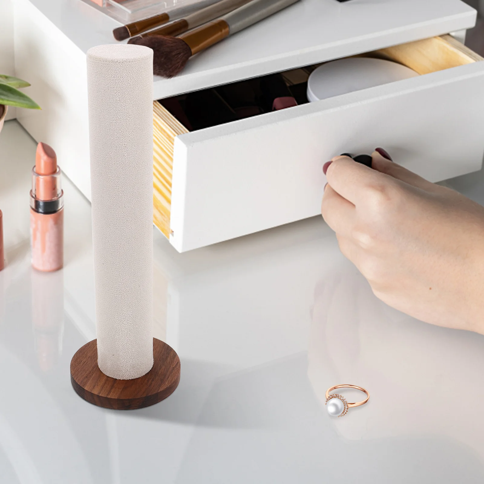 

Walnut Wood Jewelry Display Stand Natural Grain Tangle-Free Hair Ties Scrunchies Bracelets Bangles Hairpins Storage Rack