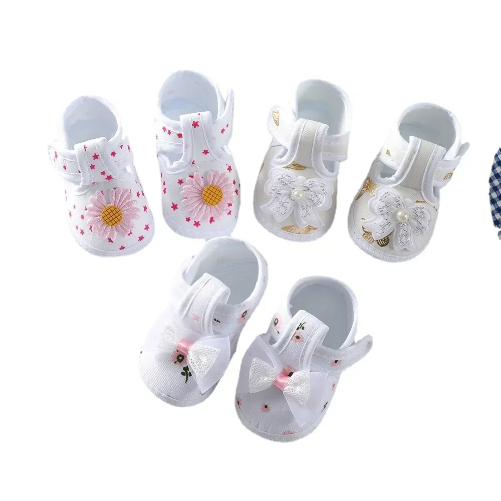 Baby Mädchen Schuhe erste Wanderer Spitze Blumen Neugeborene Babys chuhe Prinzessin Kleinkind Babys chuhe für Jungen Wohnungen weiche Pre walker