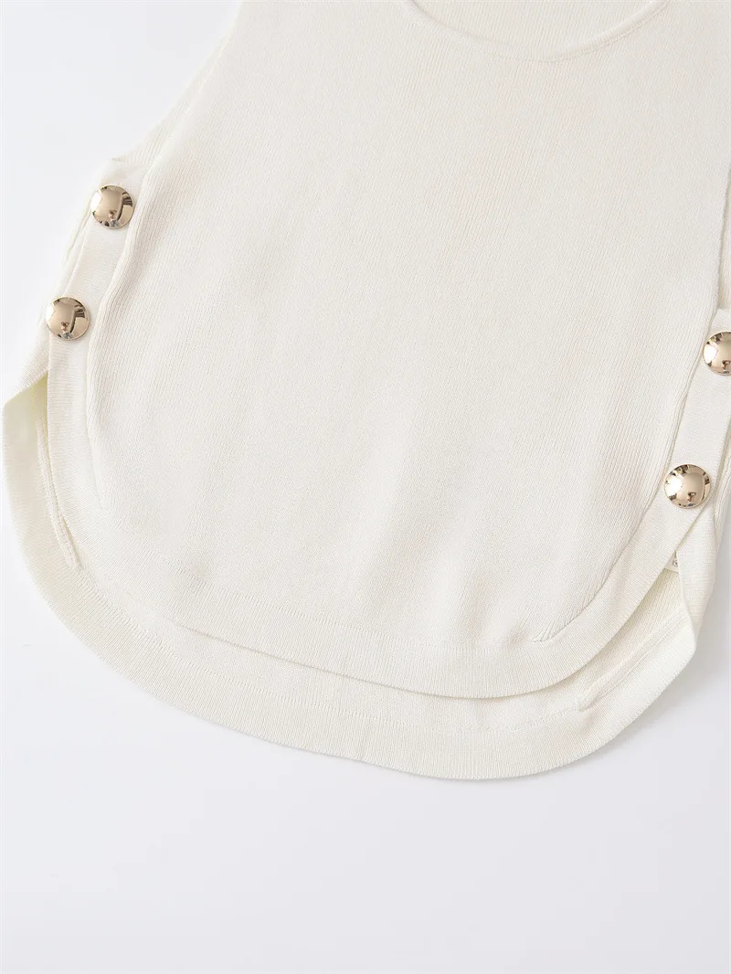 2025 เสื้อแขนกุดเก๋ไก๋ของผู้หญิงพร้อมหัวเข็มขัดด้านข้างไม่สมมาตร Hem Casual O-neck Crop Top