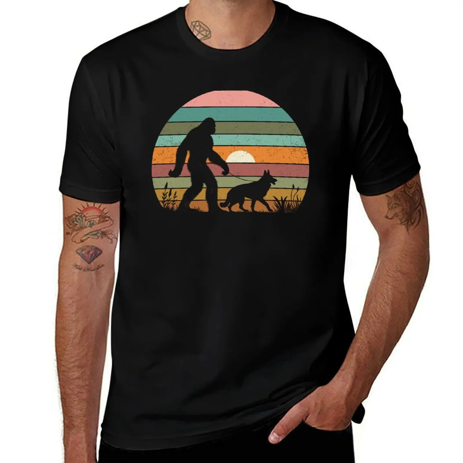 

Walking 100% t Shepherd shirts Dog man funny t German Distressed shirts Bigfoot T-Shirt Vintage Retro cotton