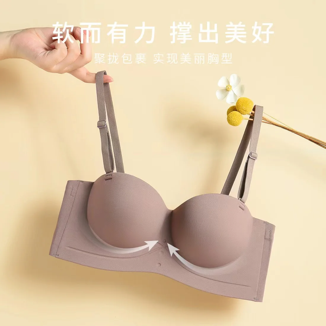 Half-Cup Underwear Women Gather To Show Big Flat Chest Special Strapless Tube Top Invisible No Steel Ring Seamless Bra