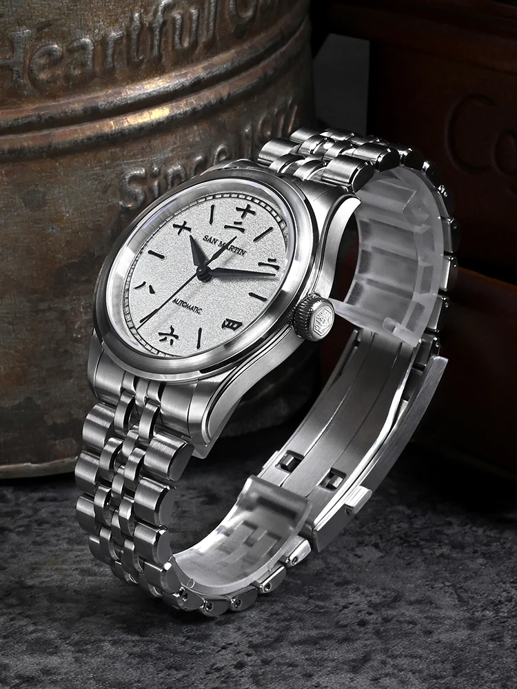 นาฬิกา San Martin รุ่น SN0144C - Luxury Watch List บทวิจารณ์และราคา
