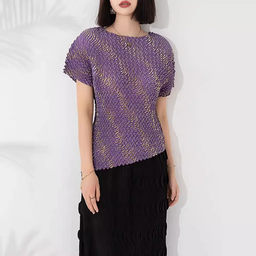 Miyake Pleated 2024 Summer New Wave Pattern Bronzing Top Loose and Versatile Slim Short-sleeved Slanted Pullover T-shirt