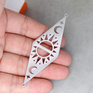 Charms bằng thép không gỉ, gothic, mặt trời, phù thủy, kỳ lân, mặt trăng, chim, trang sức, đồ thủ công tự làm, hoa tai, vòng cổ, bướm, 3 cái 10 Chim cổ bán hàng chính - №3