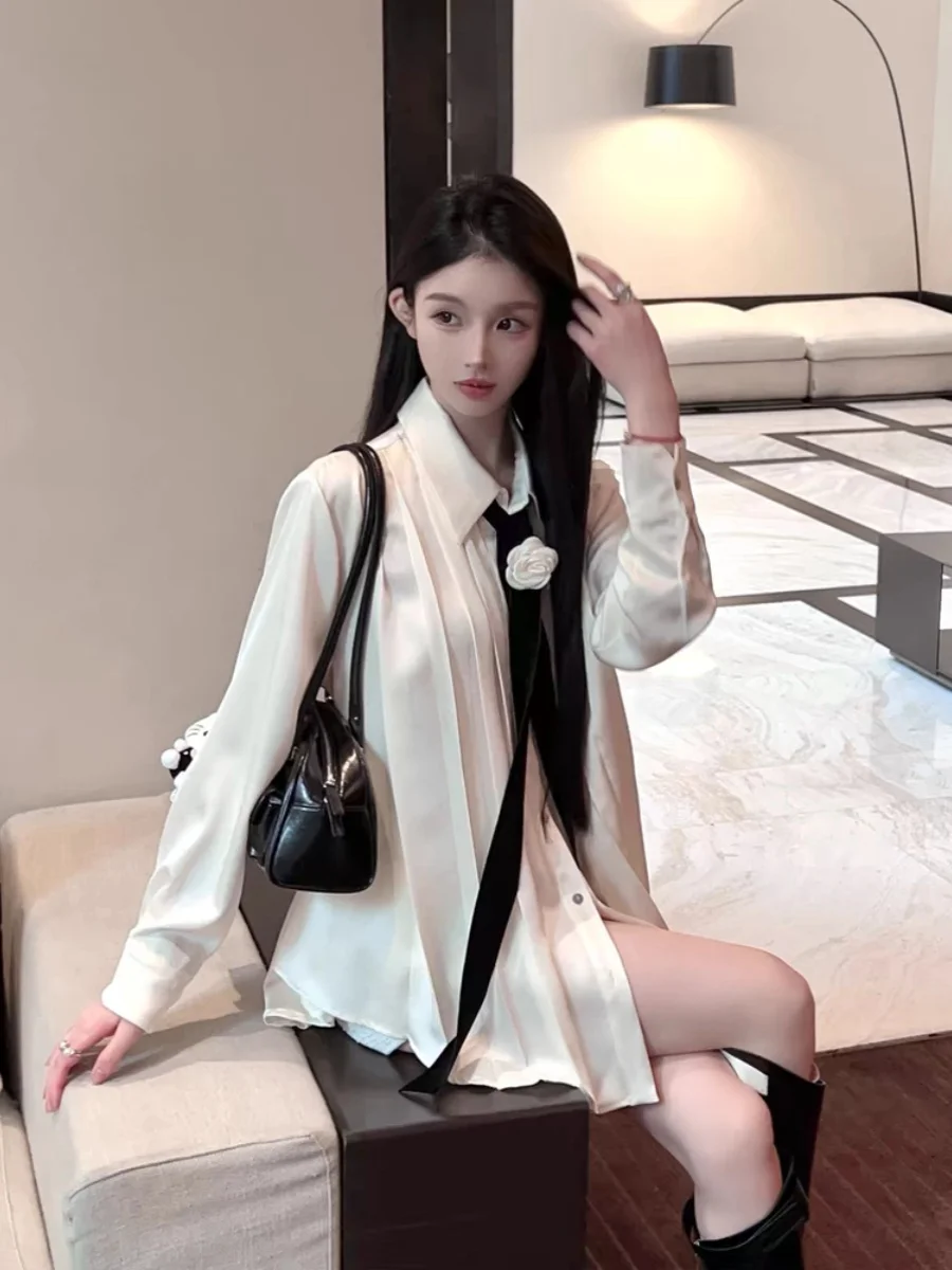 

Ele White Silk Long Sve Women's irt Loose Faionable Top Spring Commute Sle Korean Version Ice Silk Material
