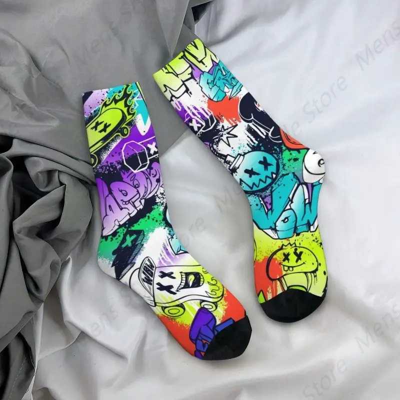 Benutzerdefinierte lustige Herren-Socken im Street-Art-Stil mit Wörtern und Cartoon-Monstern, Unisex, warme, bequeme Graffiti-Kunst-Crew-Socken