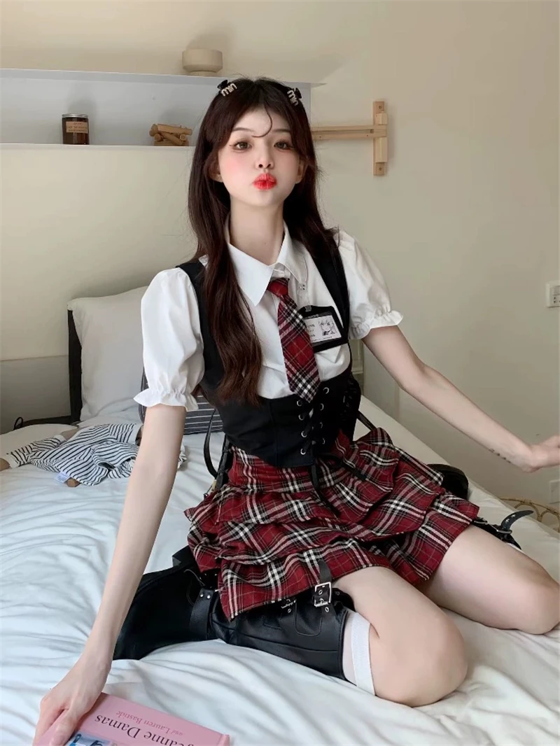 Summer Women College Style Uniform Set Chic Design Corset Shirt+Tie Vest+Red Plaid Skirt With Tie School Badge 5 Pcs Set Girls