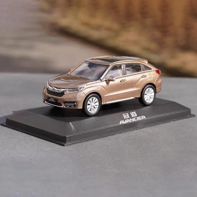 

Diecast 1:43 Scale AVANCIER 2016 SUV Alloy Car Model Finished Product Simulation Toy Collection Gift Static Model Display