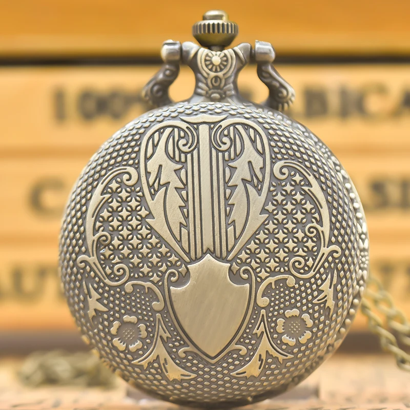Vintage Bronze Clamshell Classic Shield Carved Quartz Pocket Watch Fashion Necklace For Male And Female Students