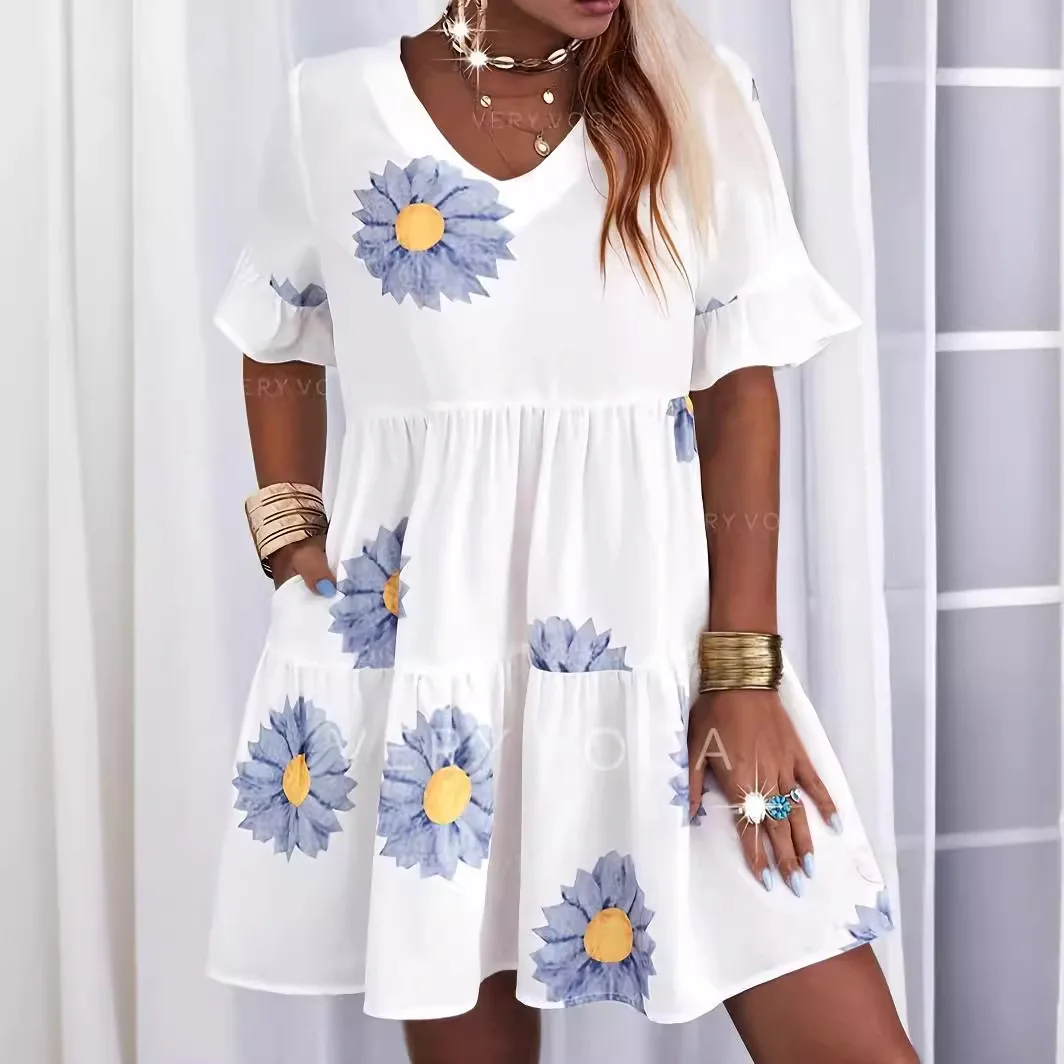 

2025 Women's Fashion Summer Digital Print V-Neck Flared Sleeve Folded Pocket Dress