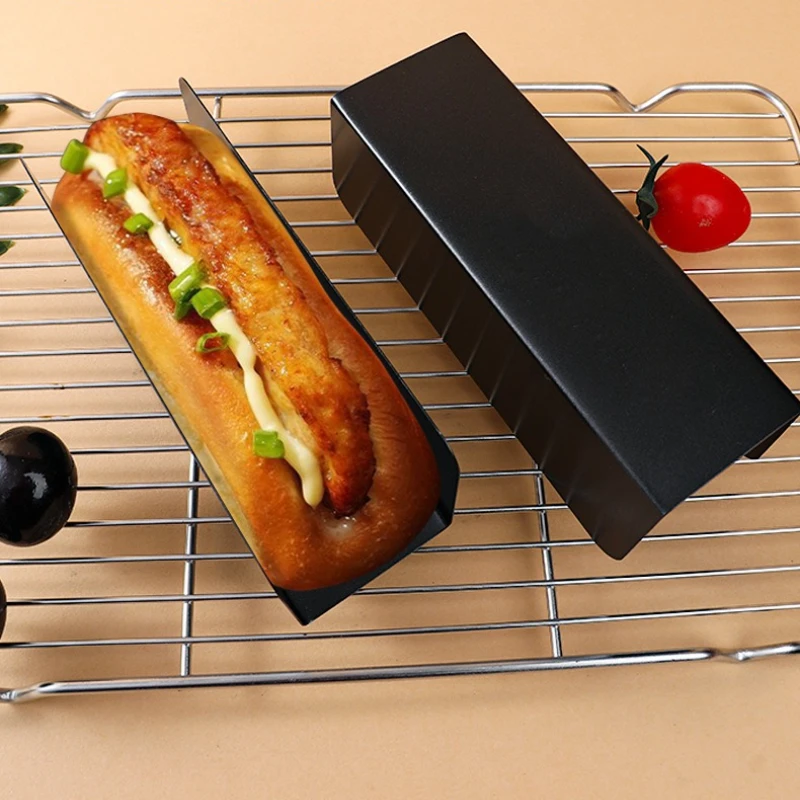 Carbon Steel Non Stick Baking Mold U Shape Loaf Pan for Pork Cutlet Hot Dog Bread and Cookies Easy to Clean Bakery Tool