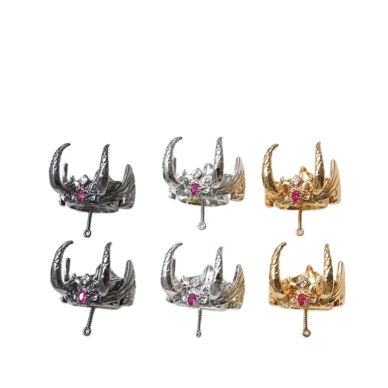 

2 Pieces Copper Plated Real Gold Demon Warrior Hat Pendant DIY Makes Fashionable Jewelry Baroque Doll Accessories Materials