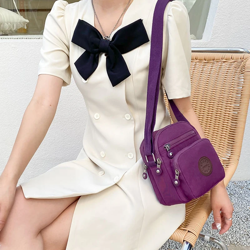 Klassische minimalistische Nylon-Umhängetasche, langlebige, wasserabweisende Umhängetasche für Damen, für den täglichen Arbeitsweg und Streetwear – Detail 9