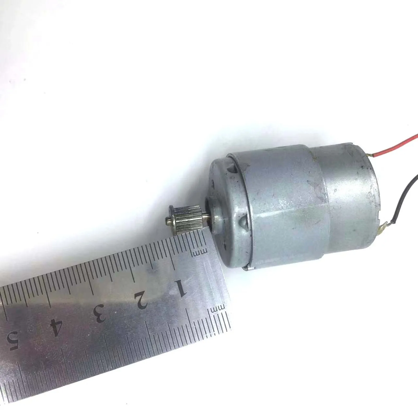 Silnik karetki EM-661 pasuje do Epson ET-2700 ET-2721 ET-2751 ET-2712 ET-2756 ET-2711 ET-2750U ET-2720 ET-2715 ET-2750 ET-2760