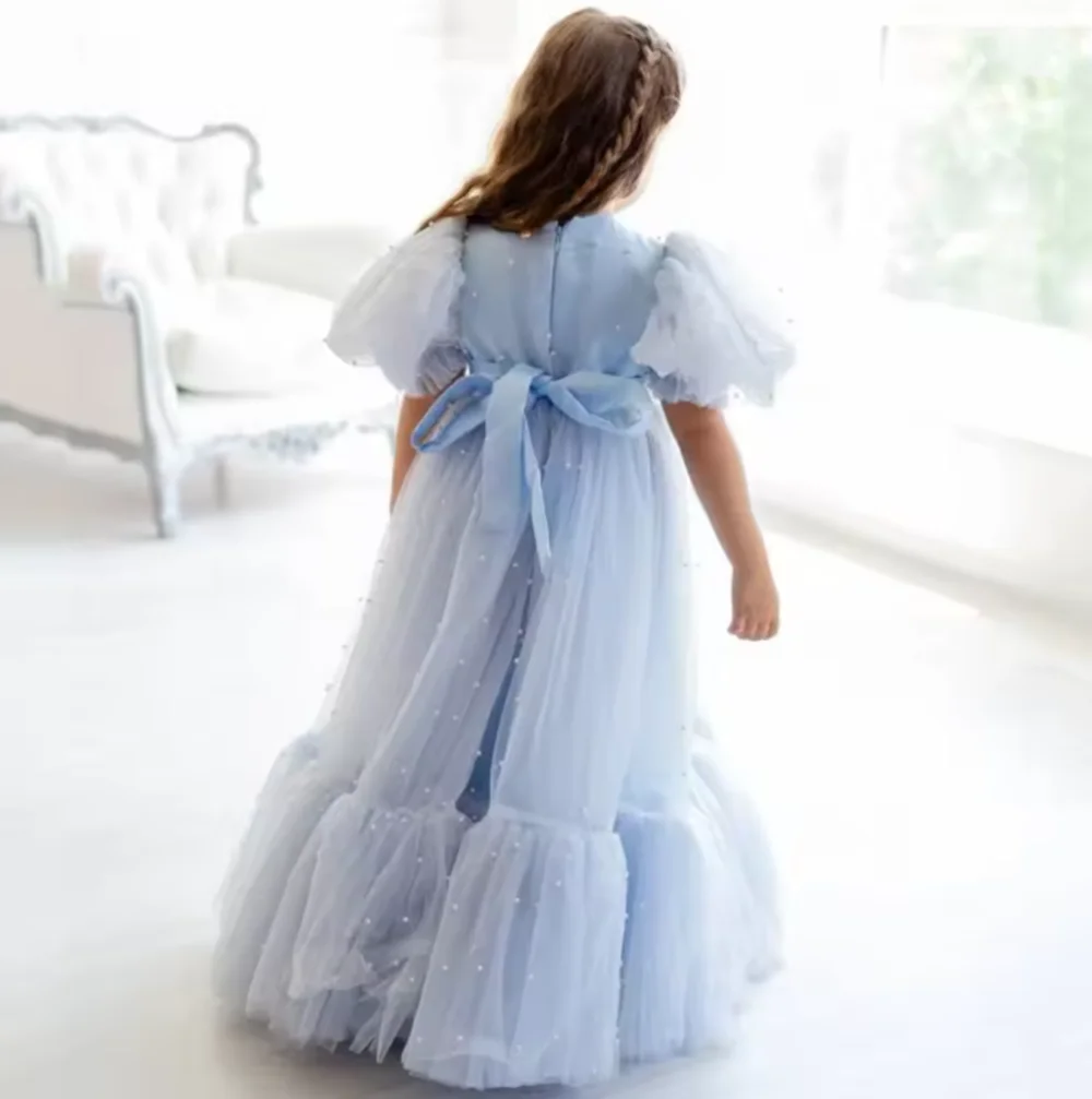 Aangepaste bloemenmeisjesjurk hemelsblauwe tule parels met striklint korte mouw voor bruiloft verjaardagsfeestje prom banketjurk