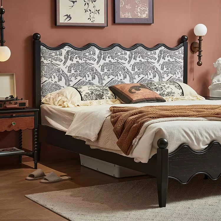#French Retro  Ash Wood Fabric Soft Package Double Master Bedroom king Size Bed High-end Atmosphere Antique Style Ripple Bed