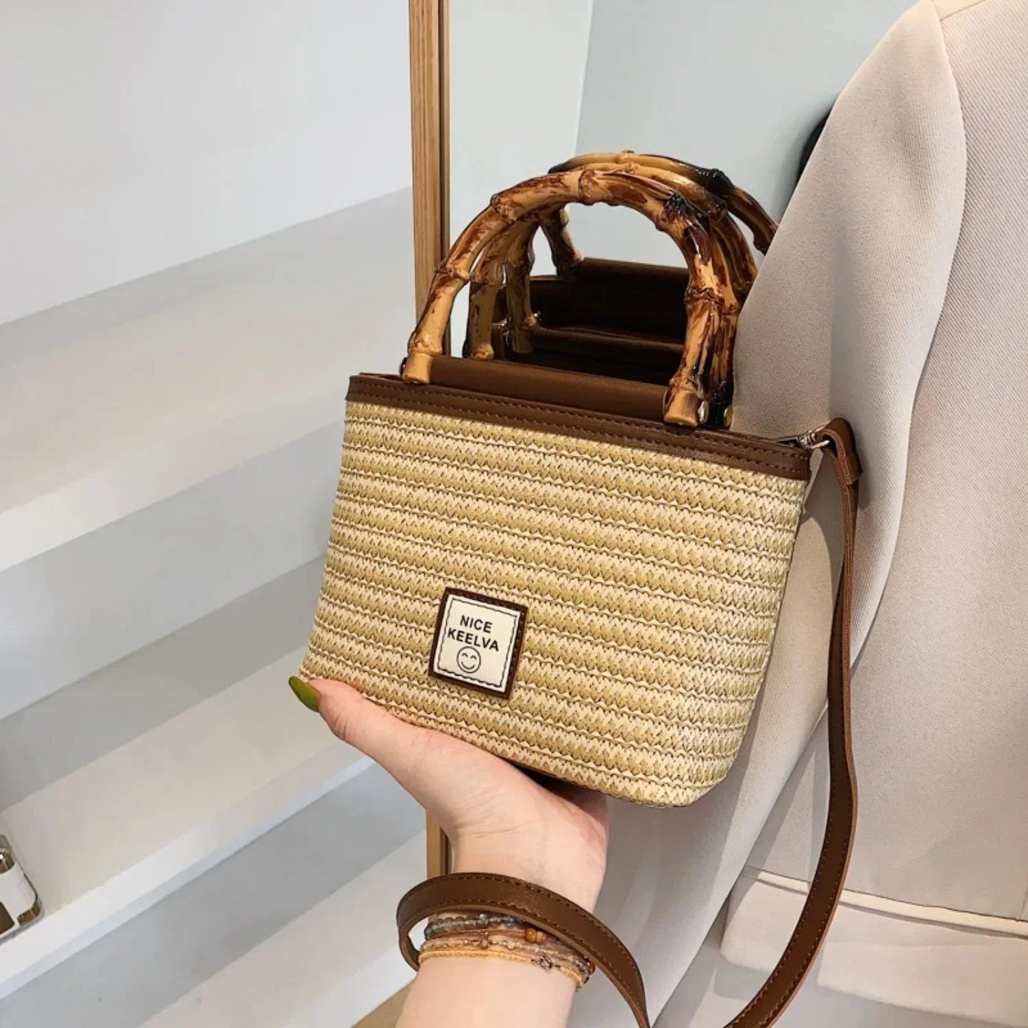 2024 Summer Unisex New Textured Bamboo Handle Woven Bag Travel Vacation Fashion Crossbody Straw Bag Ladies Wallet Handbag