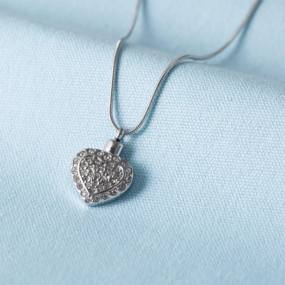 Love Heart Urn Necklace for Ashes Keepsake Memorial Cremation Jewelry Stainless Steel Heart Urn Locket Ashes Holder Memorial Urn