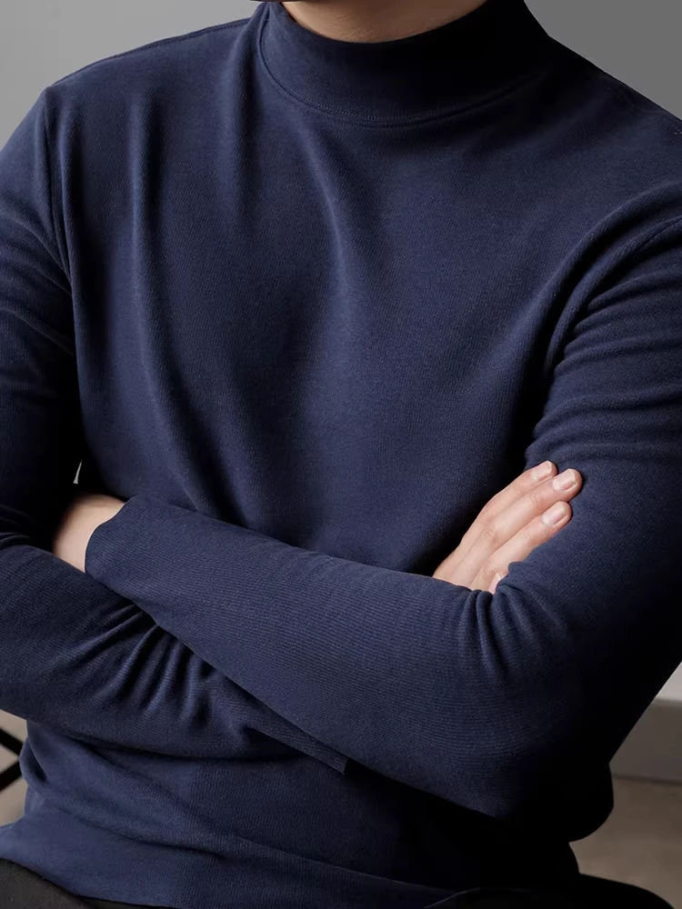 เสื้อยืดคอสูงสองด้านผ้ากำมะหยี่เนื้อนุ่ม รุ่นใหม่จาก GM สำหรับผู้ชาย ใส่ได้ทั้งฤดูใบไม้ร่วงและฤดูหนาว ให้ความอบอุ่น เหมาะสำหรับเป็นเสื้อตัวใน คุณภาพดี