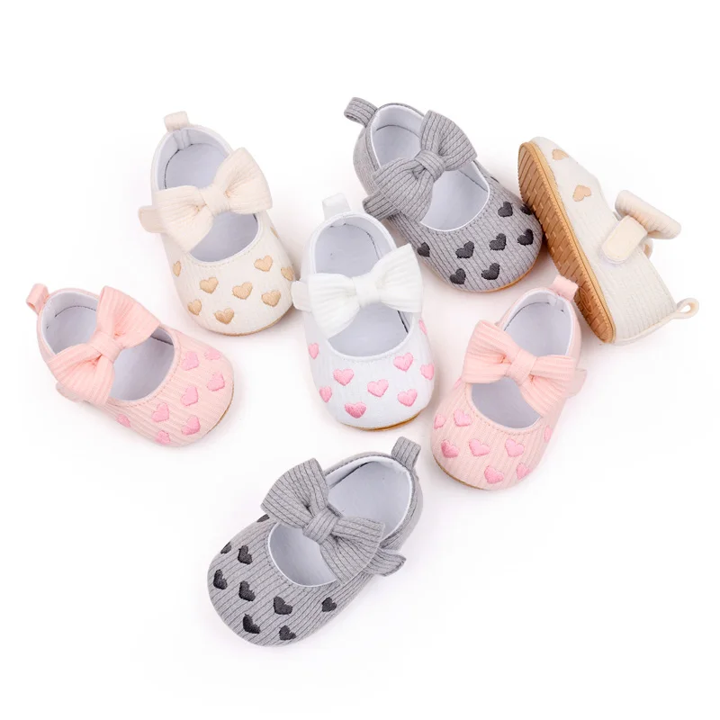 

Baby Girl Shoes Cute Little Hearts Hight quality Embroidered Cotton Baby Girl Mary Jane Spring and Summer Autumn Style BLS3076