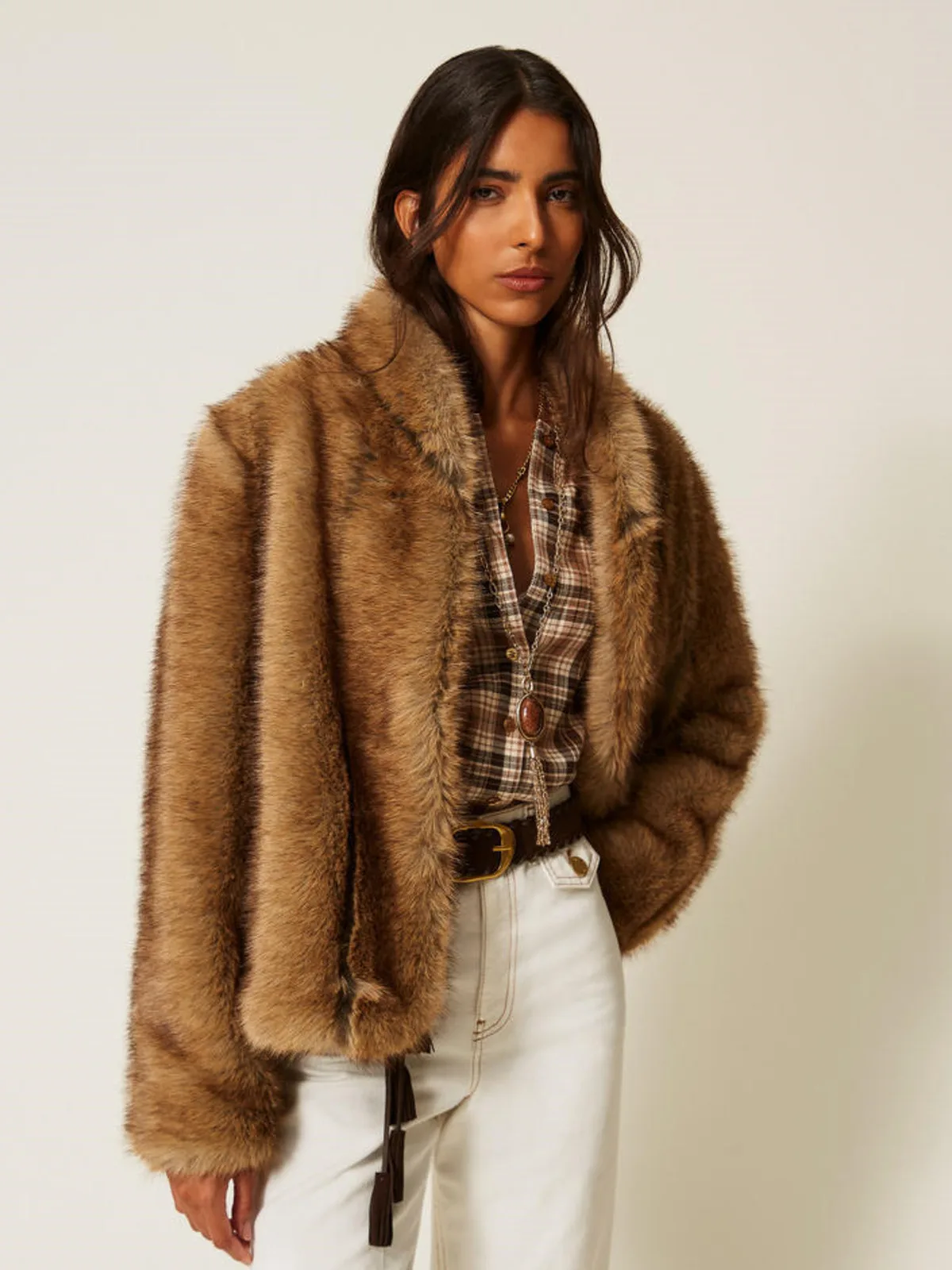 DFDG Women 2026 Fashion Vertical Striped Faux Fur Short Coat Stand Collar Plush Warm Outerwear Elegant Winter Casual Jacket