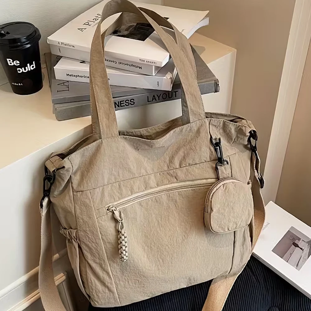 Einfache und stilvolle Damen-Umhängetasche mit verstellbarem Schultergurt, Reißverschluss, mehreren Taschen, multifunktional, lässige leichte Umhängetasche/Handtasche, geeignet für den täglichen Arbeitsweg, Einkäufe und Ausflüge. – Detail 2