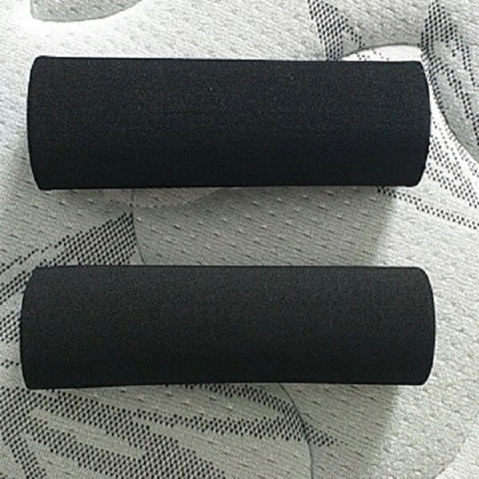 

Motorcycle Bicycle Slip-on Foam Anti Vibration Comfort Handlebar Grip Cover Handlebar Cover Grips Smooth Soft Rubber