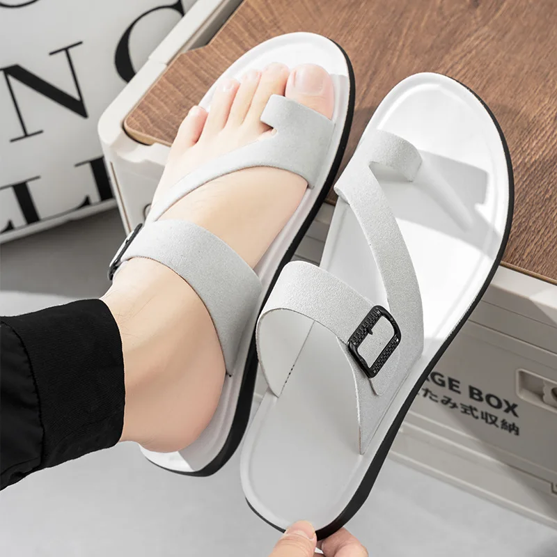 Slippers for Men 2025Summer New Casual Beach Slipper Open-toe Pinch Toe Sandal Outdoor Comfort Men Flat Slippers Chanclas Hombre