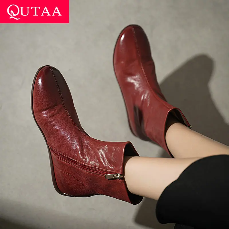 

QUTAA Модные зимние женские ботильоны Осенняя обувь из коровьей кожи на плоской подошве Сексуальные теплые модельные короткие ботинки «Челси» с острым носком 34-39