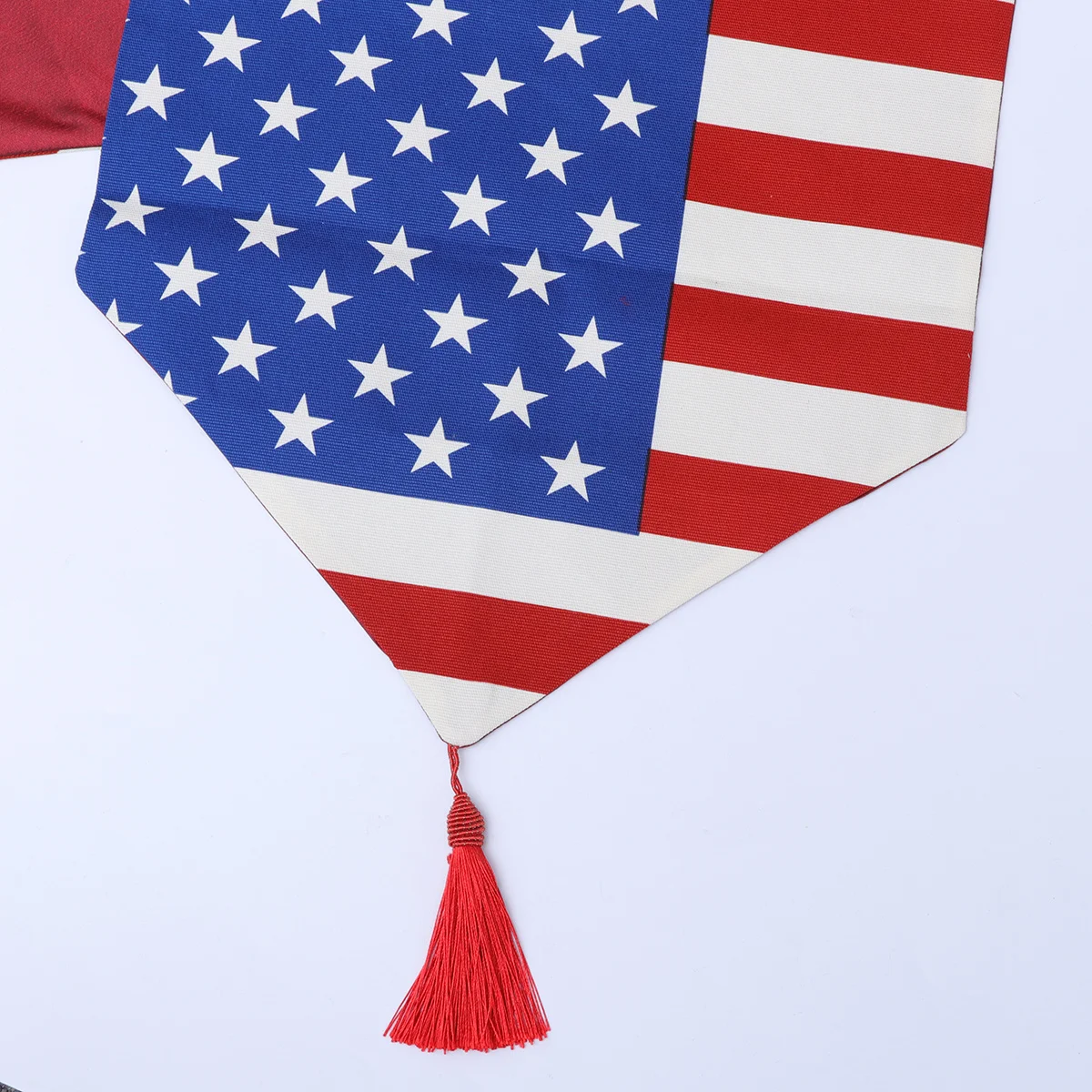 

American Flag Table Runner Long-Lasting Party Tablecloth Perfect for Independence Day Celebration American Table Runner