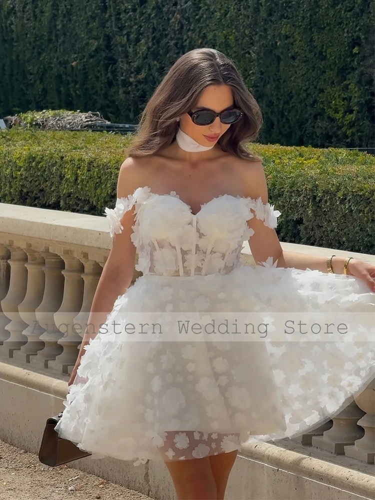 Charming Wedding Dresses Women Tulle A-line Wedding Party Dresses Ivory Off-the-shoulder Applique Ruched Fishbone Wedding Dress
