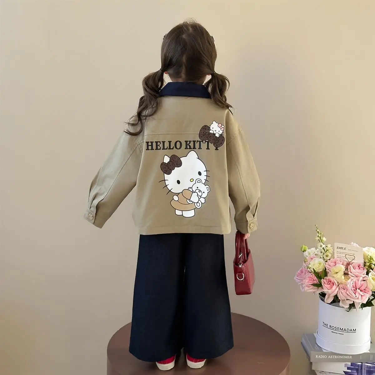 

Sanrio Hello Kitty Рабочая куртка для девочек с рисунком аниме Kitty Топ с принтом Kawaii Модная куртка Милый девчачий сердечко Повседневный плащ