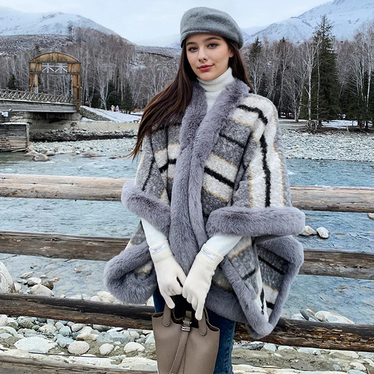 Women's Poncho Winter Faux Fur Oversized Coat Cloak Thick Lining Colorblocked Striped Layered Outerwear Cape P1